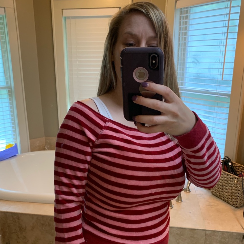 💘 Small Express Velvety Sweater